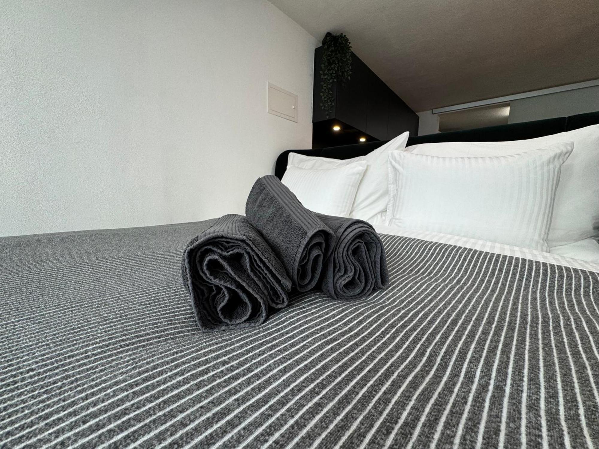Appartement Au Rez-De-Chaussee En Vieille Ville De Porrentruy Zewnętrze zdjęcie